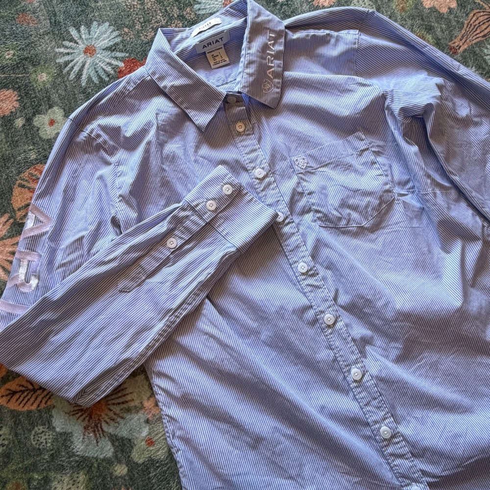 Ariat Women Blue White Pinstripe Fitted Button Down Shirt Logo Sleeve Size L